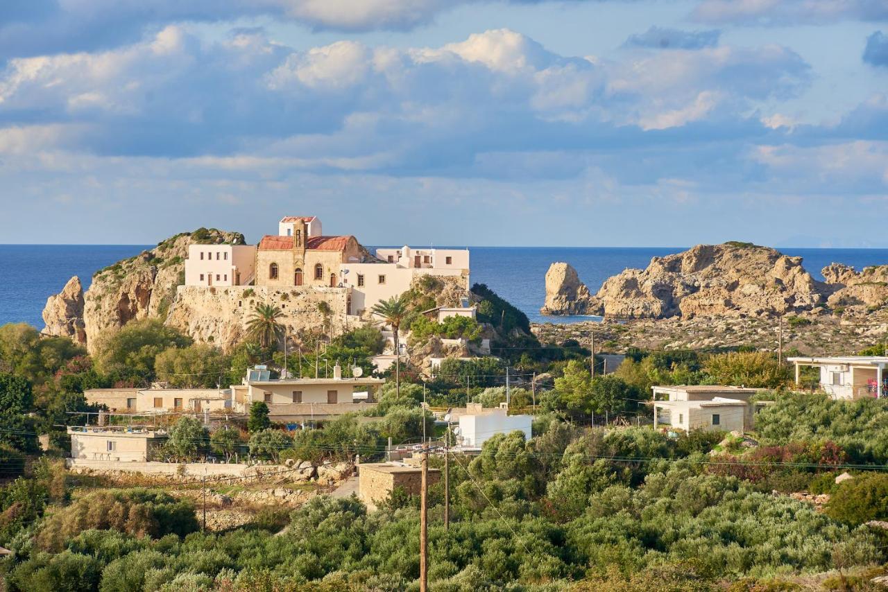 Villa Evenos Of 3 Bedrooms - Irida Country House Of 2 Bedrooms With Private Pools 엘라포니시 외부 사진