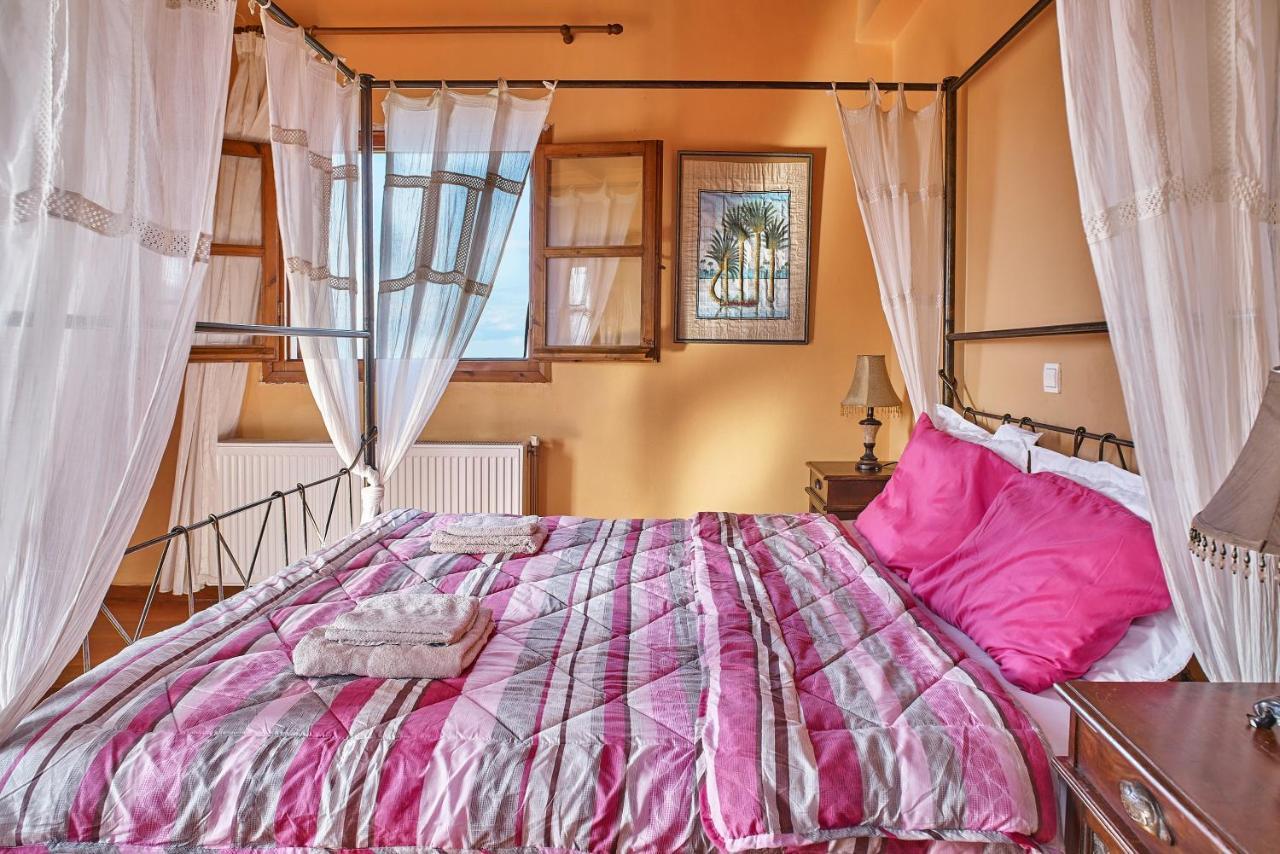 Villa Evenos Of 3 Bedrooms - Irida Country House Of 2 Bedrooms With Private Pools 엘라포니시 외부 사진